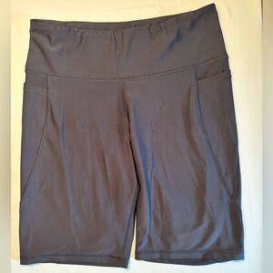 Women's black old navy powersoft high rise bike Shorts